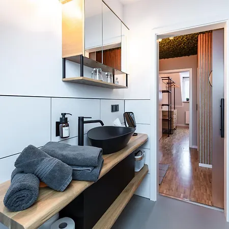 Waldbewohner / Hirsch شقة